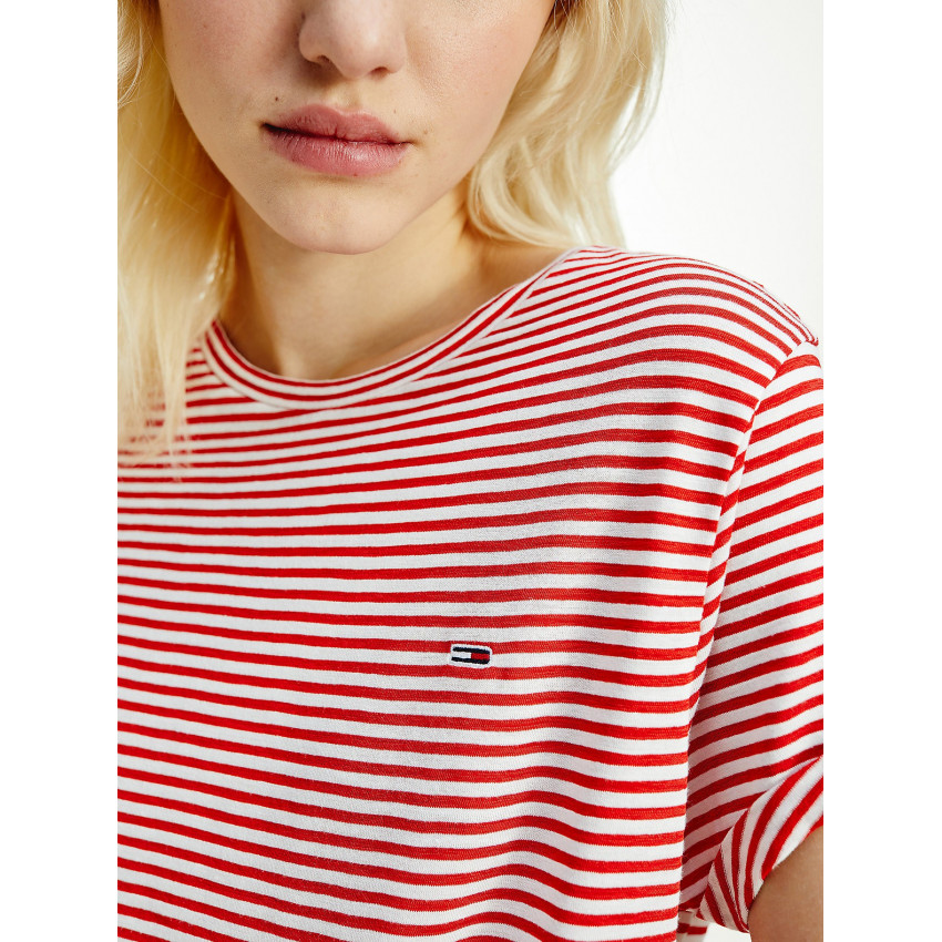 T-shirt femme tommy jeans rayé rouge et blanc manches courtes référence DW0DW09790 chez CLOANE