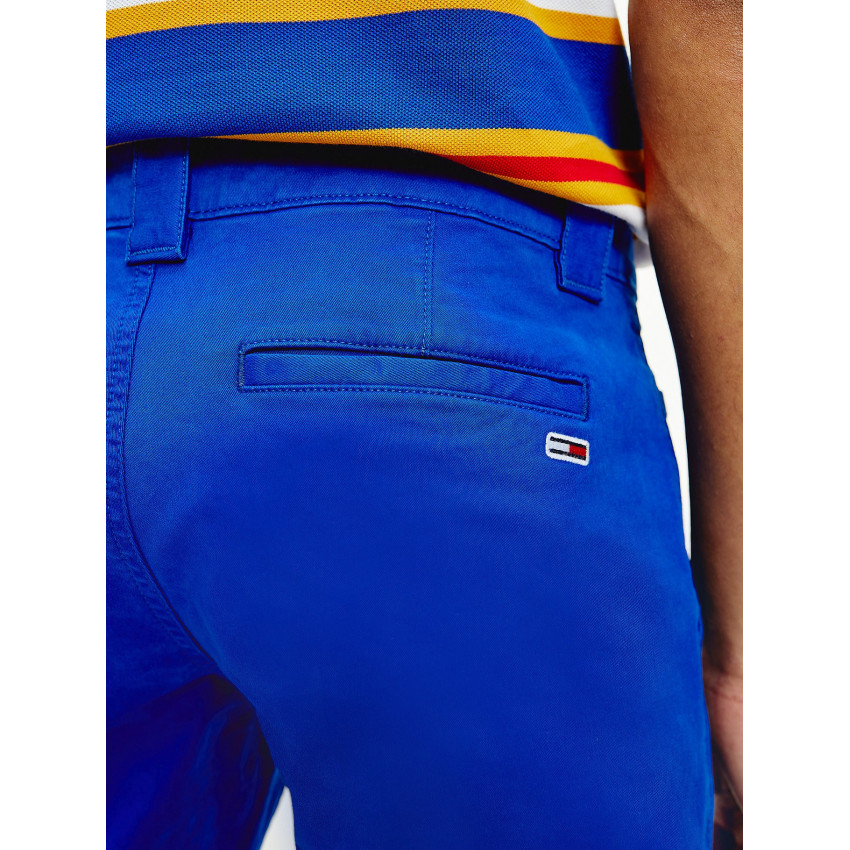 Chino Homme Tommy Jeans bleu modèle Scanton référence DM0DM09595 chez CLOANE