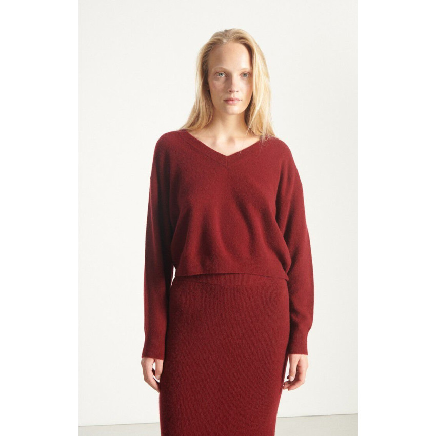 Pull Femme American Vintage Col V RAXOW Bordeaux Cloane Vannes