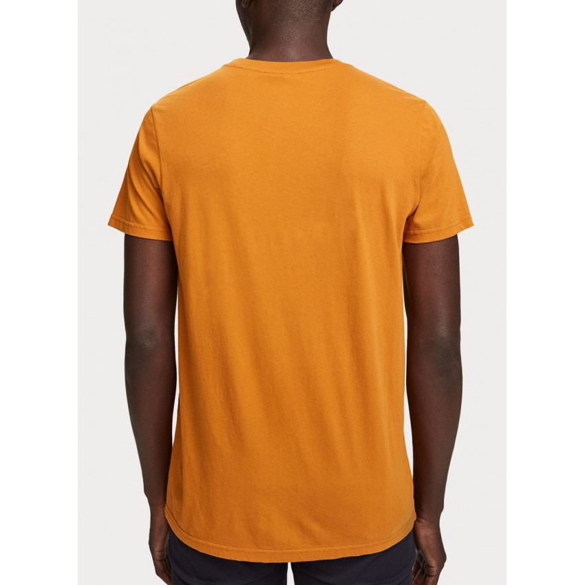 Tshirt Scotch & Soda homme Camel Orange logo poitrine réf 153625 chez Cloane, magasins vetements de marques a Vannes