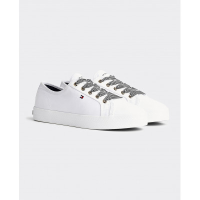 Chaussures blanche tommy hilfiger pour Femme, référencde nautical FW0FW04848 YBS