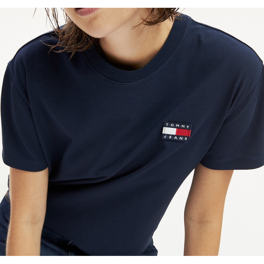 T-shirt femme Tommy Jeans bleu marine logo badge référence DW0DW07534, cloane à Vannes