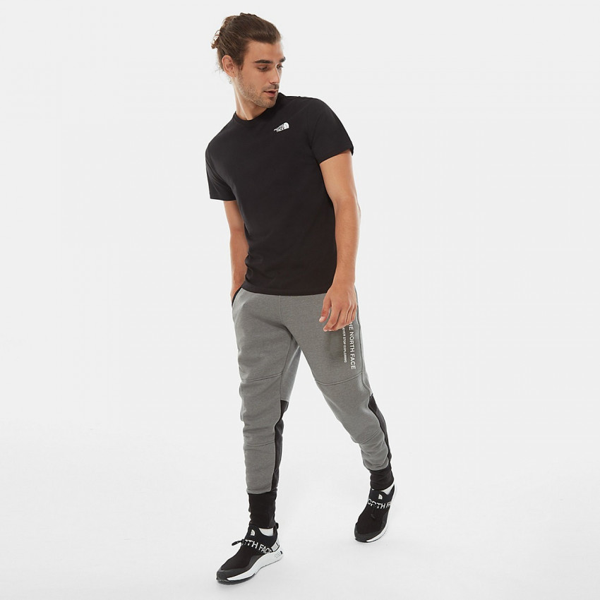 T-shirt Homme THE NORTH FACE blanc ou noir logo rouge (redbox) dans le dos, E-shop CLOANE